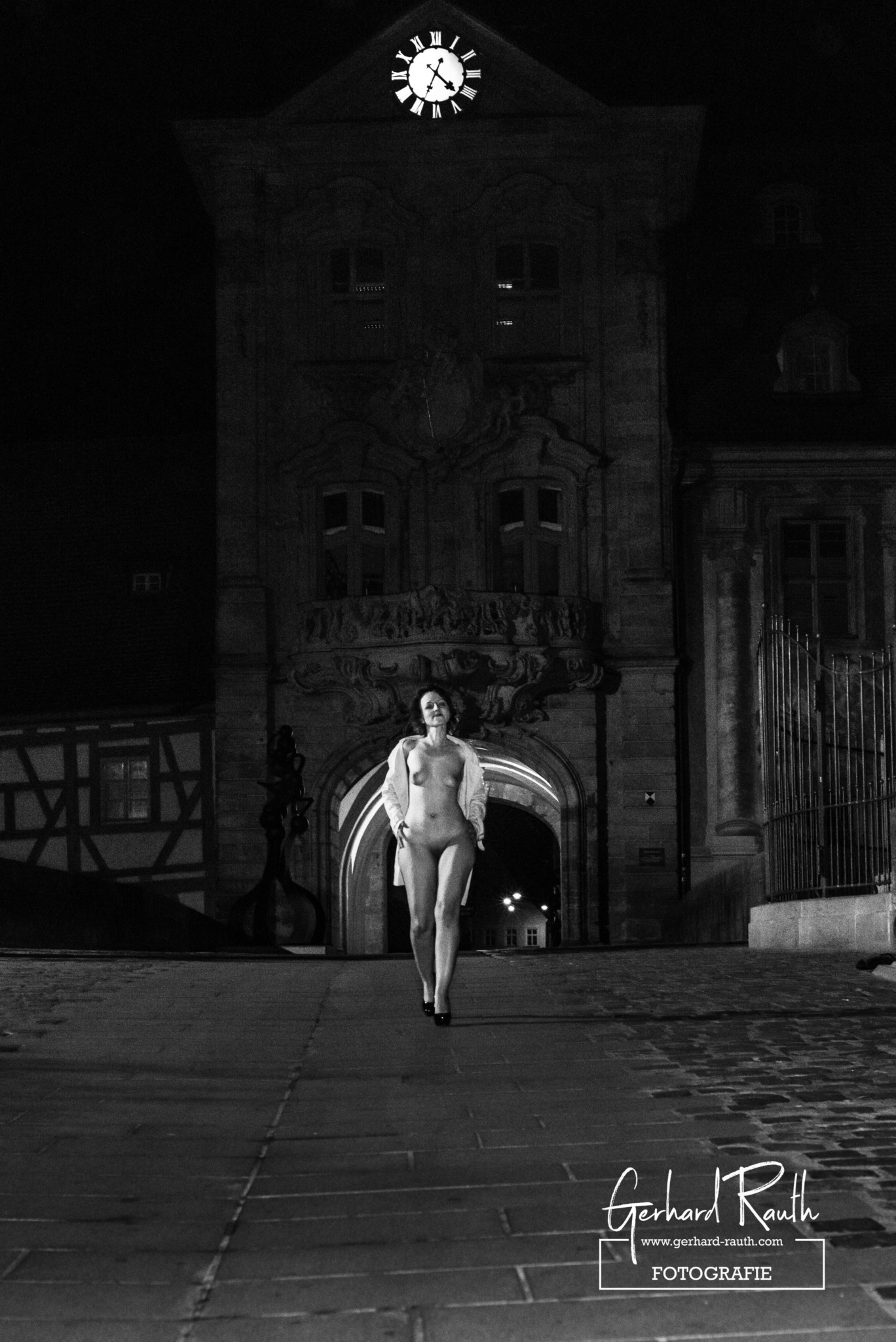 Nude on Upper Bridge